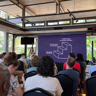 Participantes em um encontro da comunidade Bitups